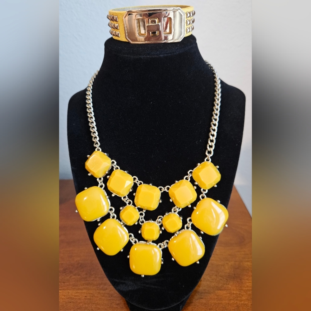 Yellow Statement Necklace and Bracelet Set